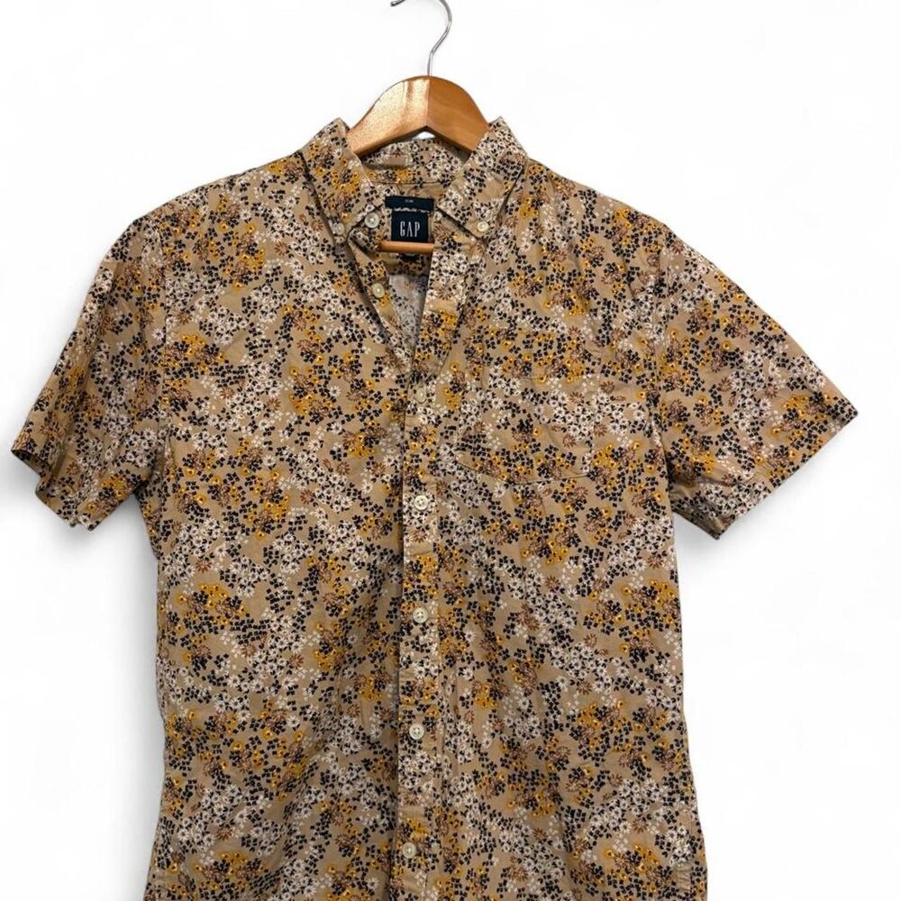 Gap slim-fit men's short-sleeve button-down shirt